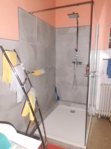 B And B Comme Chez Soi La Hestre Luaran gambar